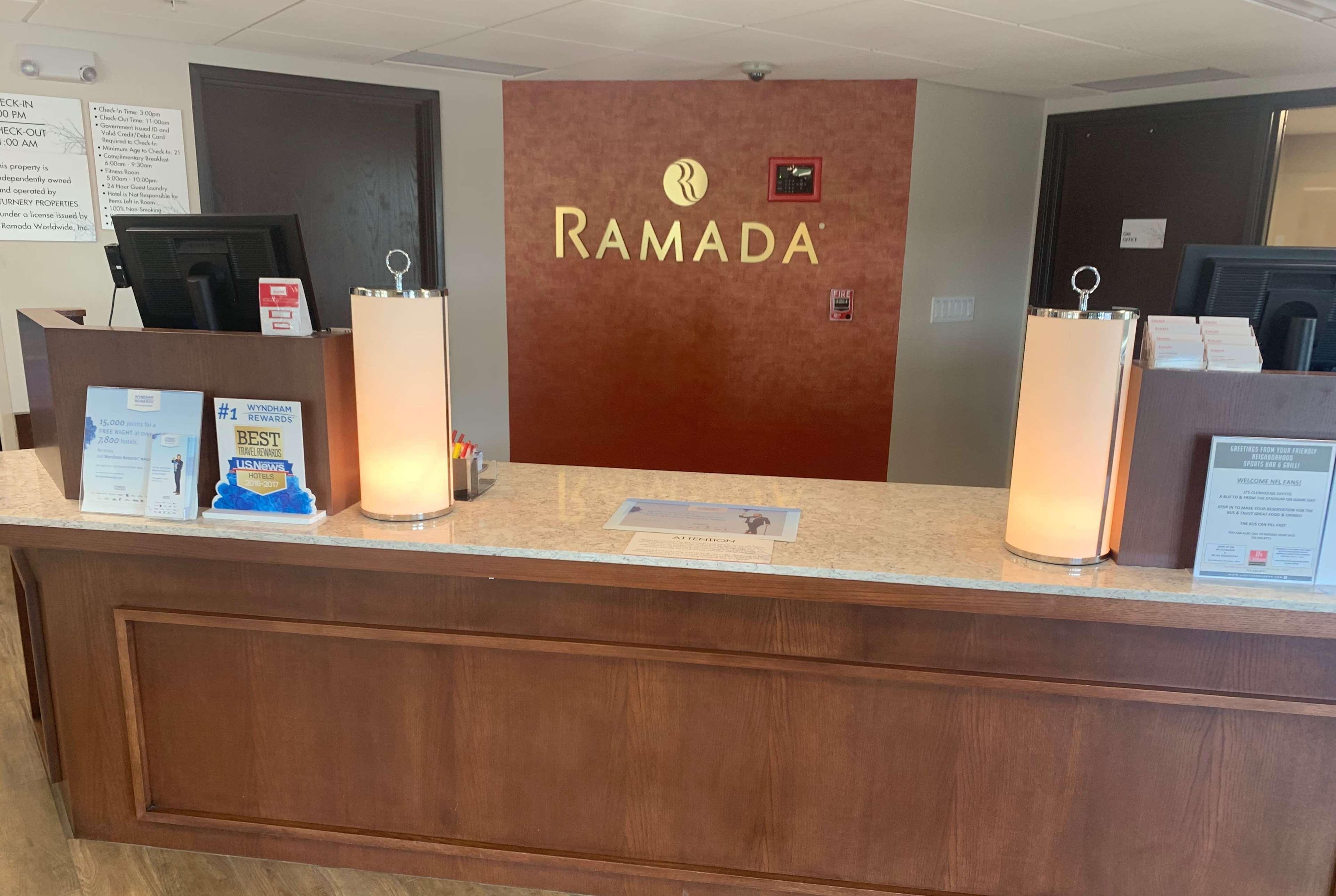 Ramada By Wyndham Minneapolis Golden Valley Dış mekan fotoğraf