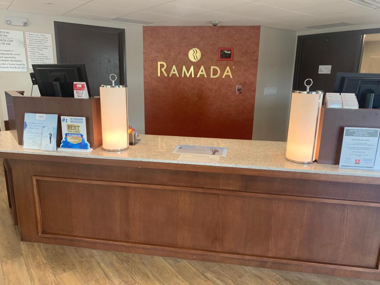 Ramada By Wyndham Minneapolis Golden Valley Dış mekan fotoğraf